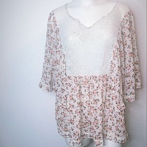 Torrid FLORAL LACE ICHIFFON BLOUSE 1XL